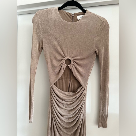 Misha Ambrette Midi Dress - Picture 4 of 10